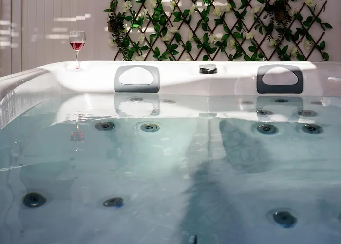 Heart Of - Private House With Jacuzzi Lägenhet Oia