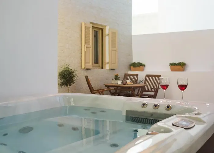 Heart Of - Private House With Jacuzzi Lägenhet Oia