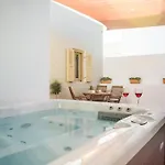 Lägenhet Heart Of - Private House With Jacuzzi Oia