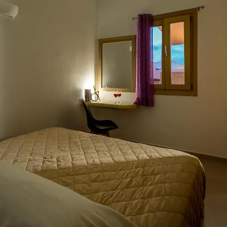 Heart Of - Private House With Jacuzzi Oia